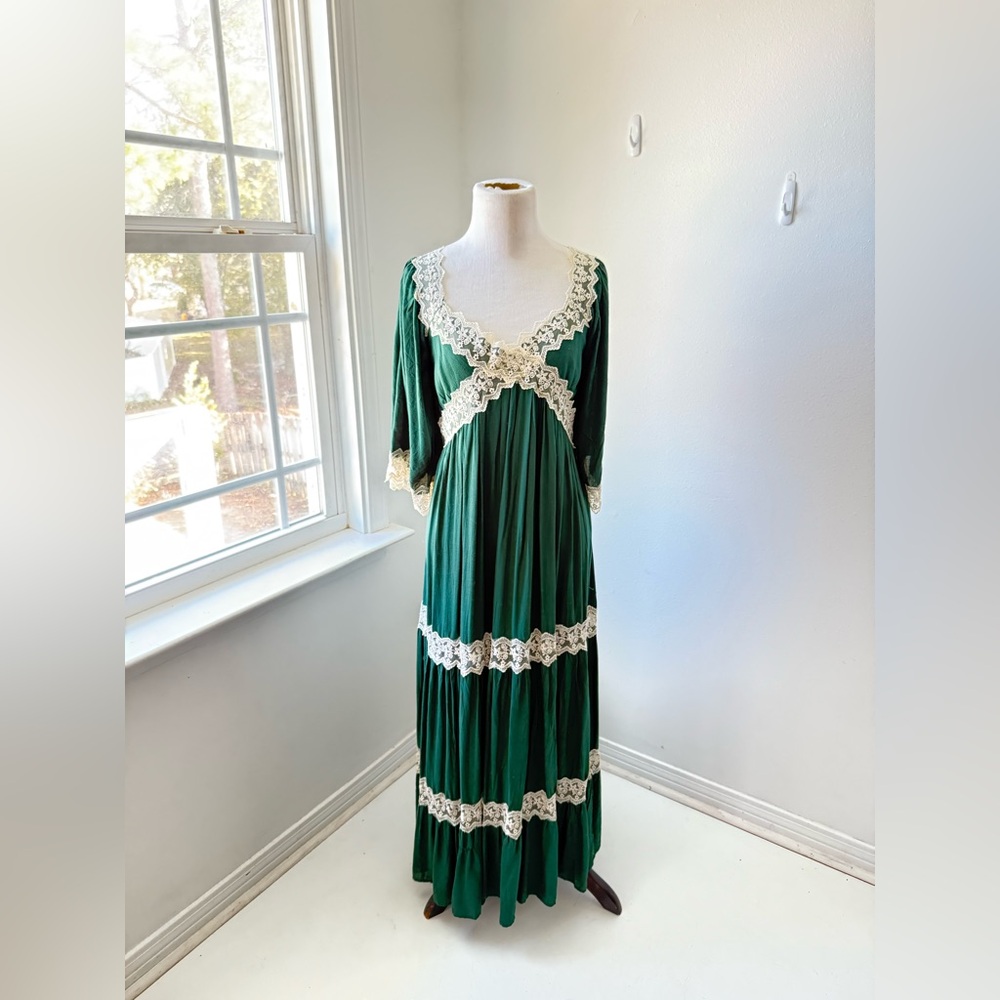 Beautiful Green and lace maxi dress